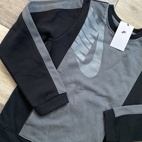 Nike Crewneck - Picture 3 of 8